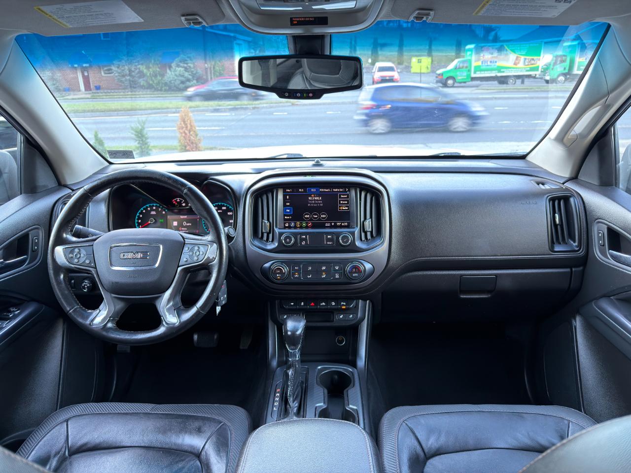 GMC Canyon 4WD Crew Cab 128" AT4 w/Leather 2022