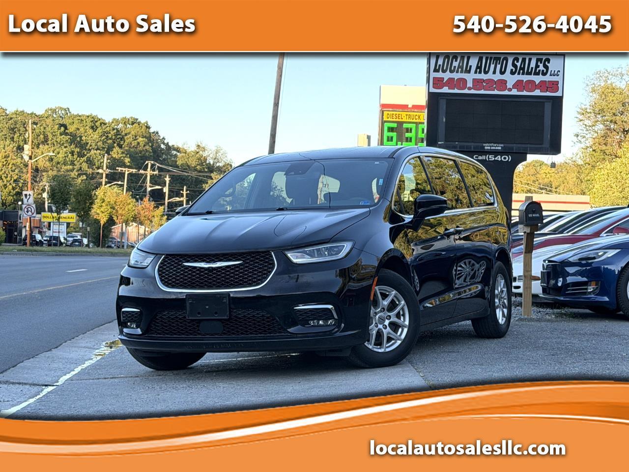 Chrysler Pacifica Touring FWD 2024