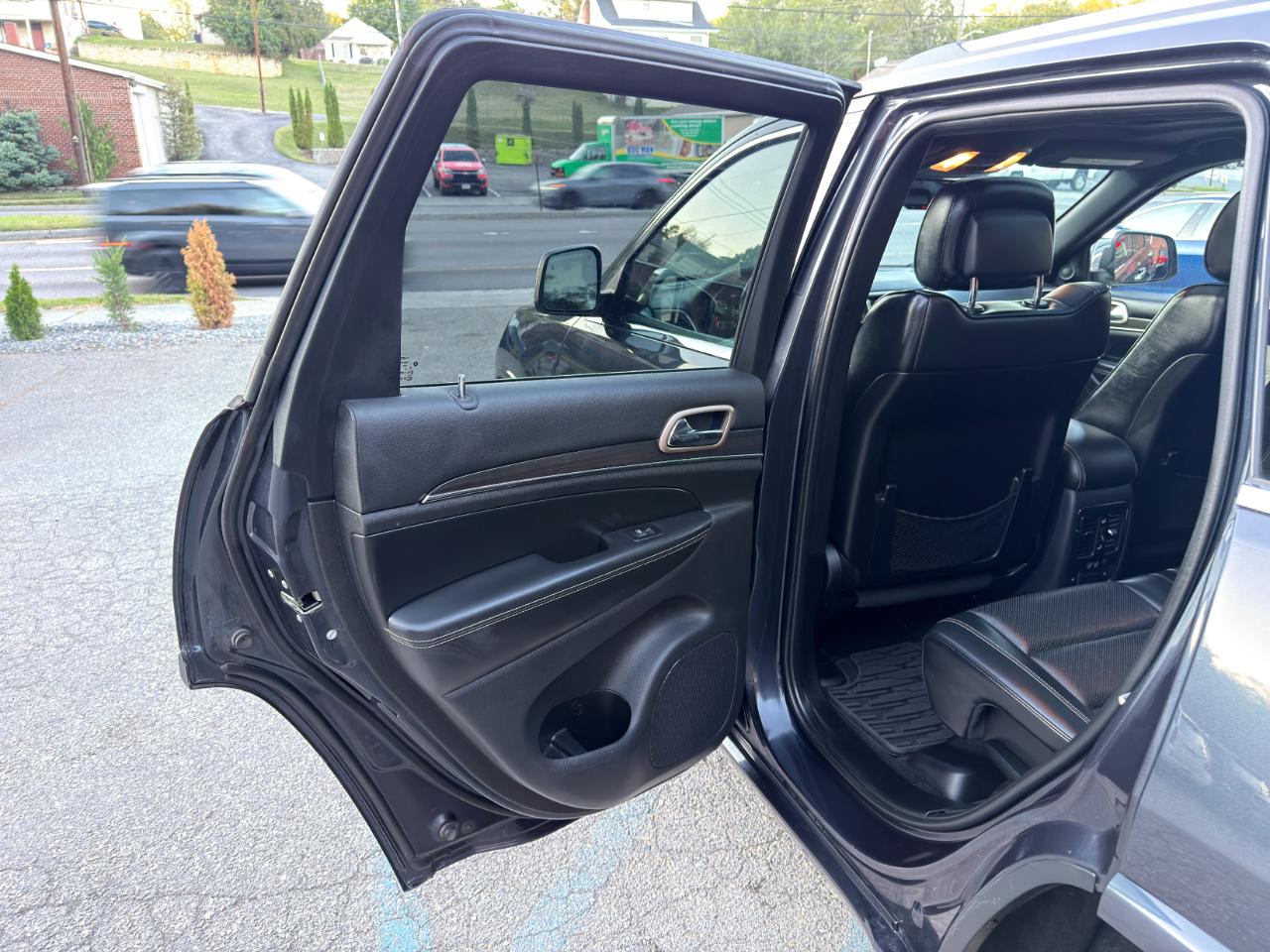 Jeep Grand Cherokee 4WD 4dr Overland 2015