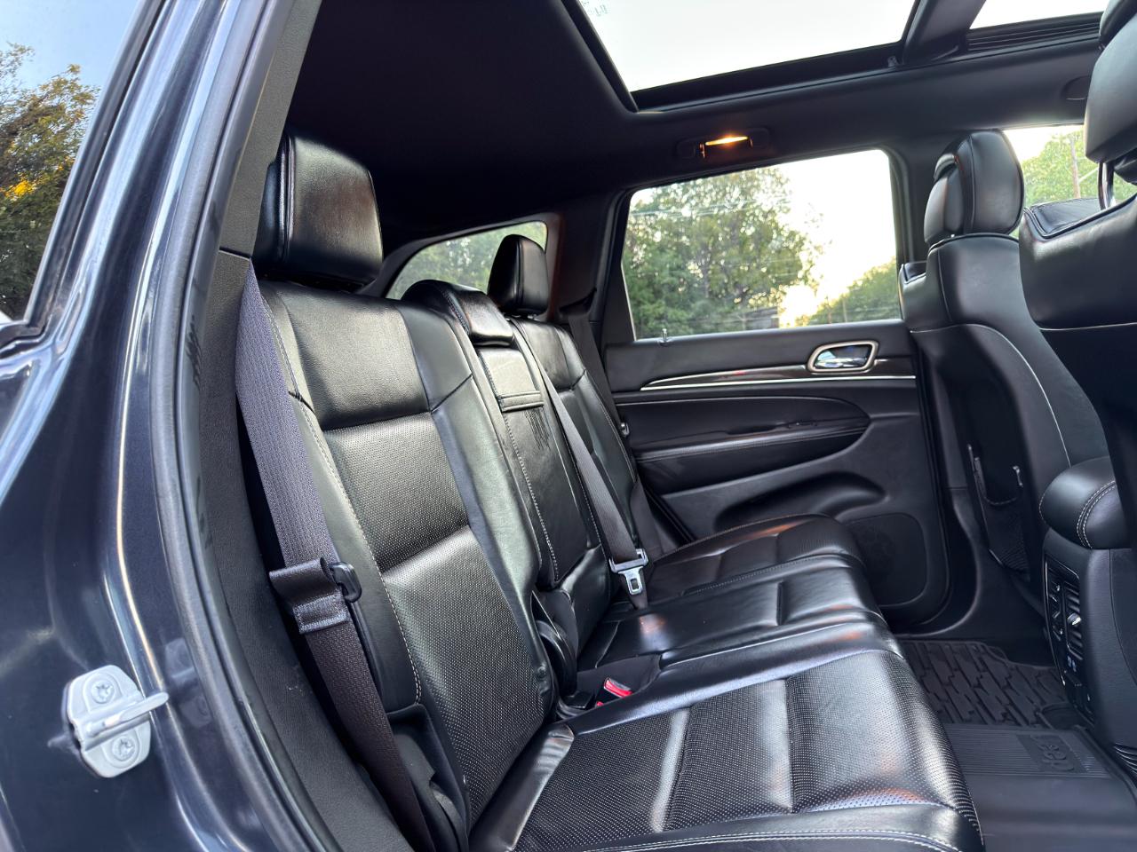Jeep Grand Cherokee 4WD 4dr Overland 2015