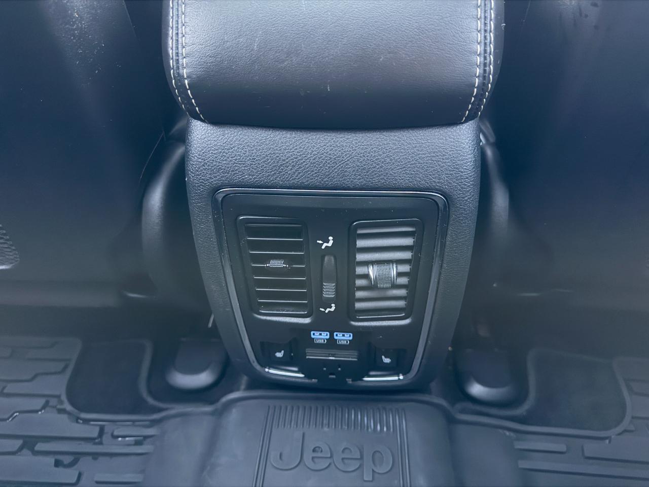 Jeep Grand Cherokee 4WD 4dr Overland 2015