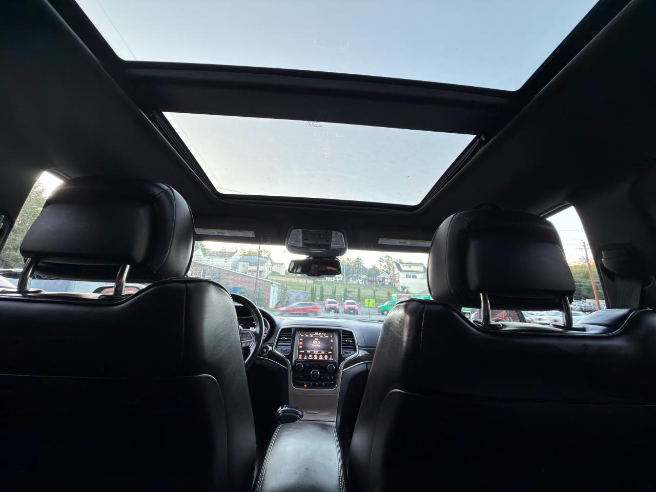 Jeep Grand Cherokee 4WD 4dr Overland 2015