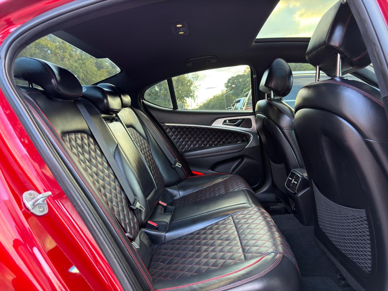 Genesis G70 2.0T Advanced RWD 2019
