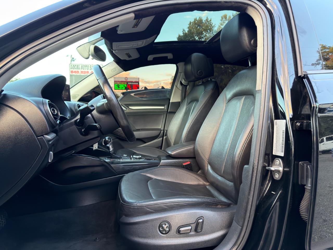 Audi A3/S3 4dr Sdn quattro 2.0T Premium 2015