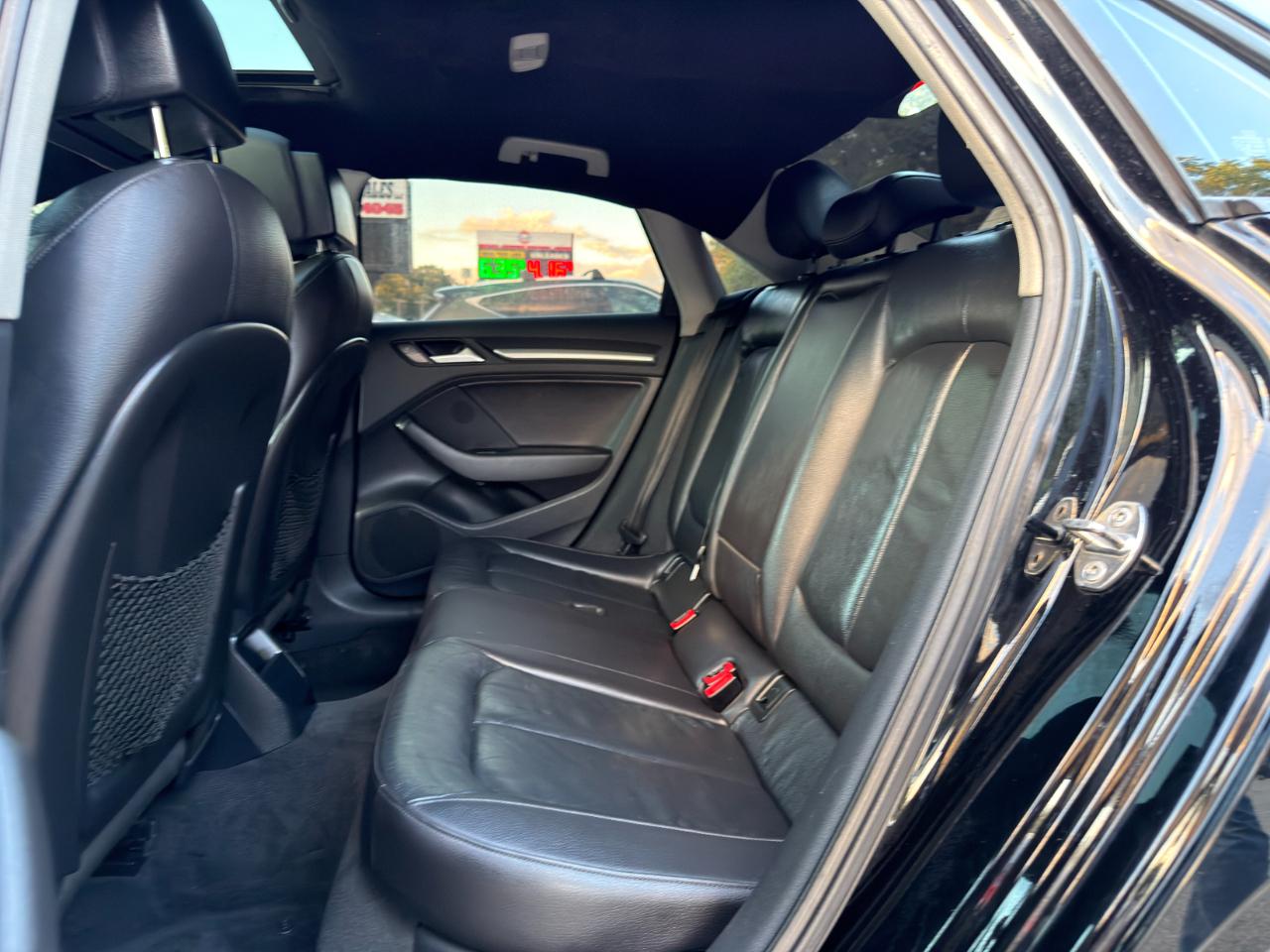 Audi A3/S3 4dr Sdn quattro 2.0T Premium 2015