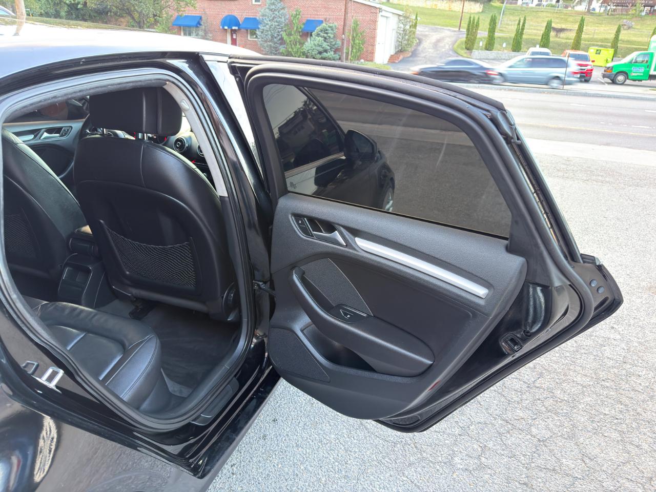 Audi A3/S3 4dr Sdn quattro 2.0T Premium 2015