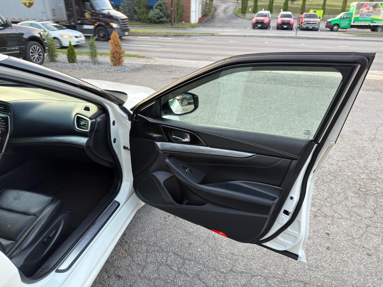 Nissan Maxima SV 3.5L 2018