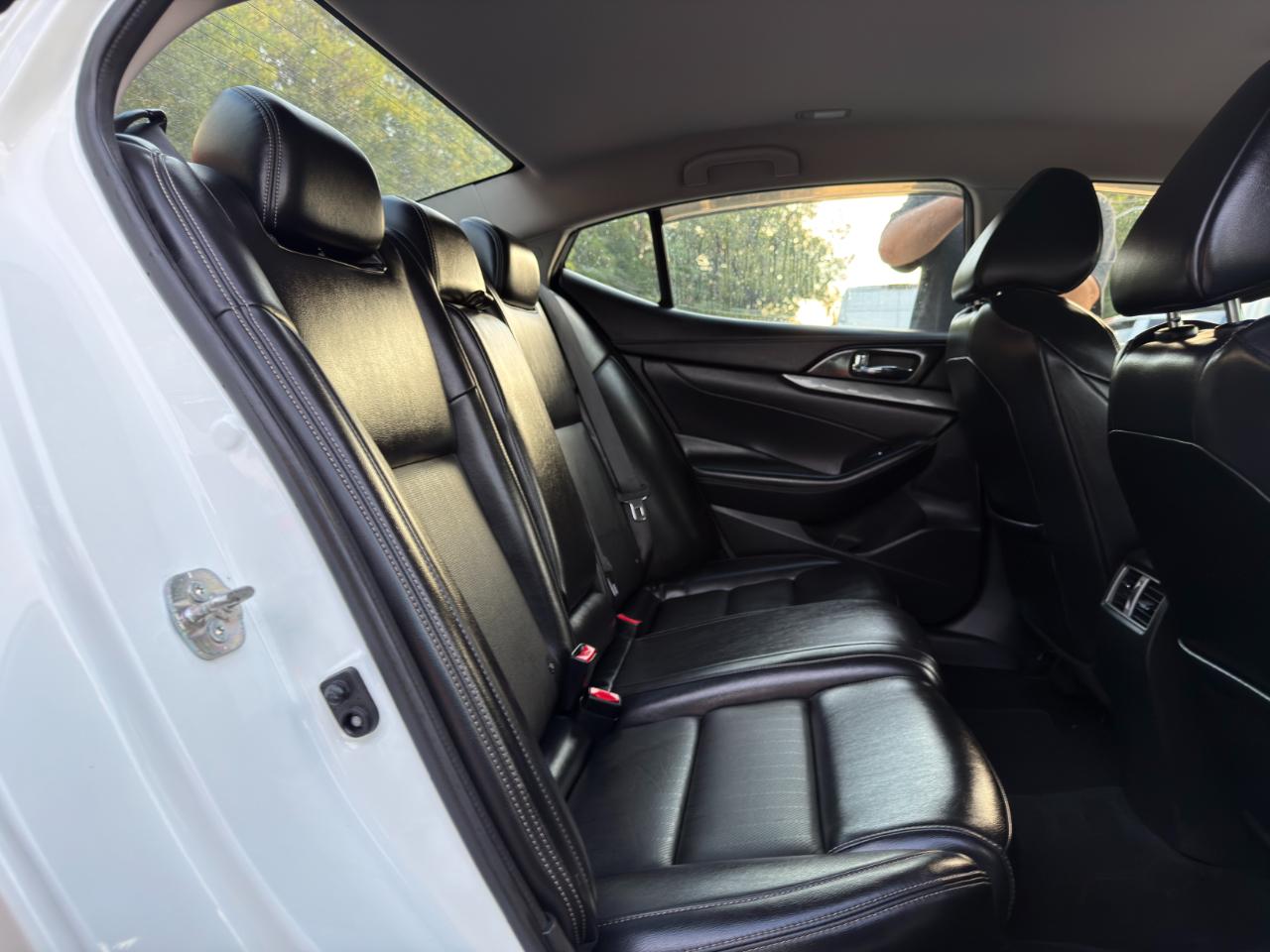 Nissan Maxima SV 3.5L 2018