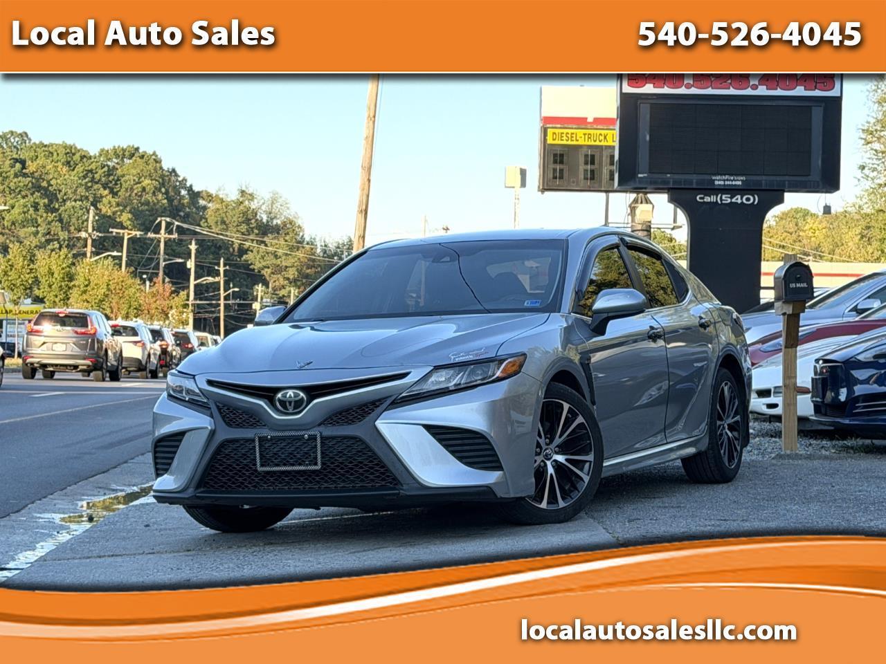 Toyota Camry XLE Auto (Natl) 2018