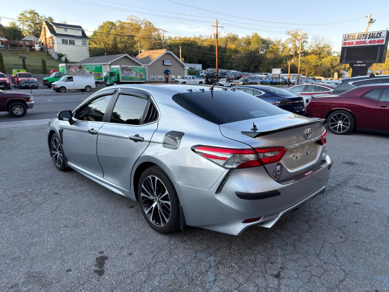Toyota Camry XLE Auto (Natl) 2018