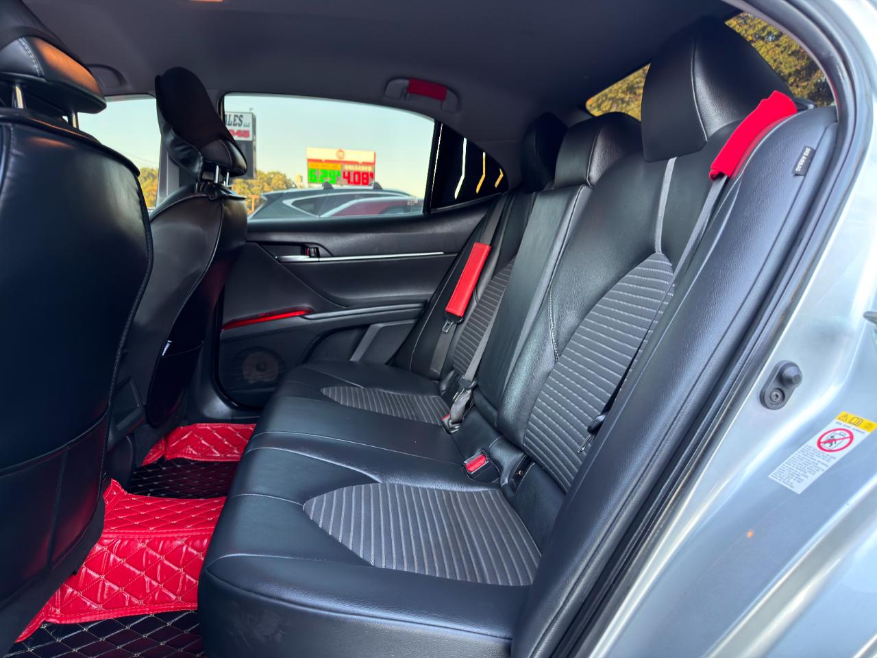 Toyota Camry XLE Auto (Natl) 2018