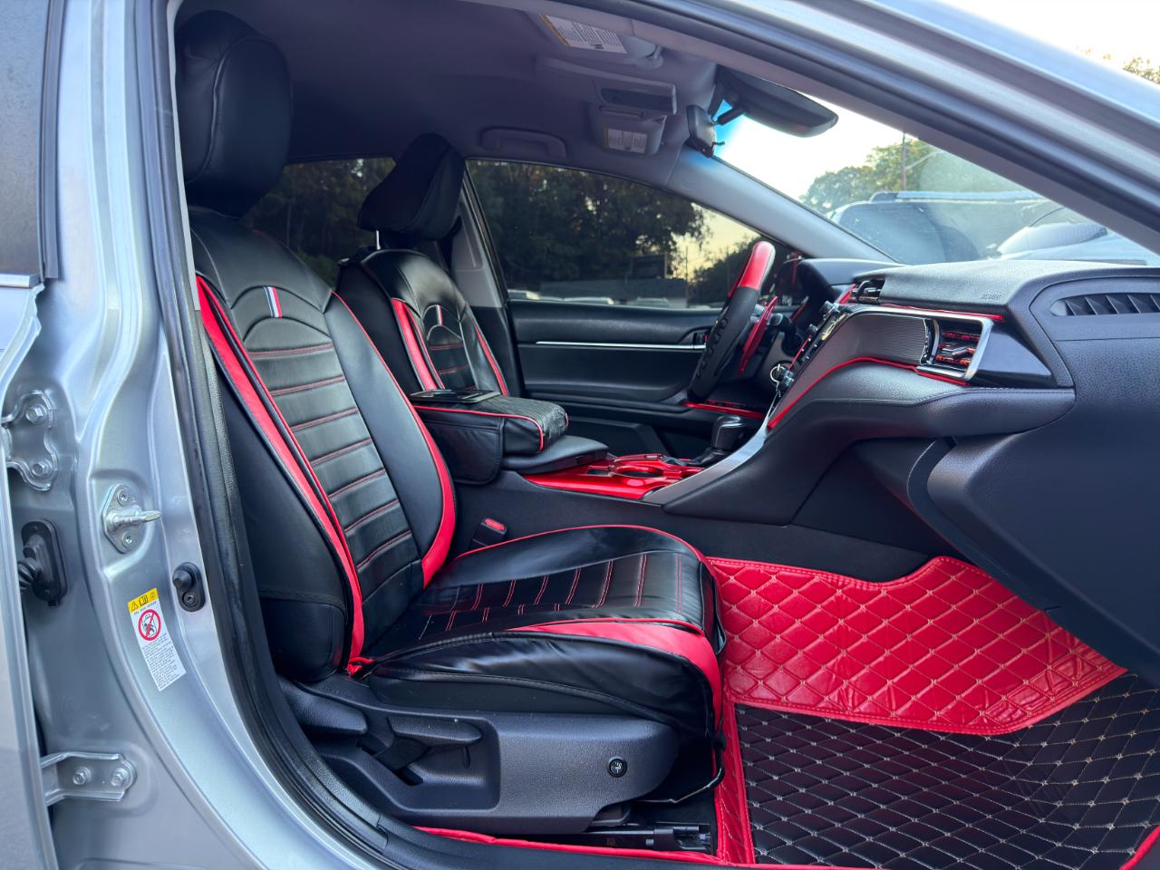 Toyota Camry XLE Auto (Natl) 2018