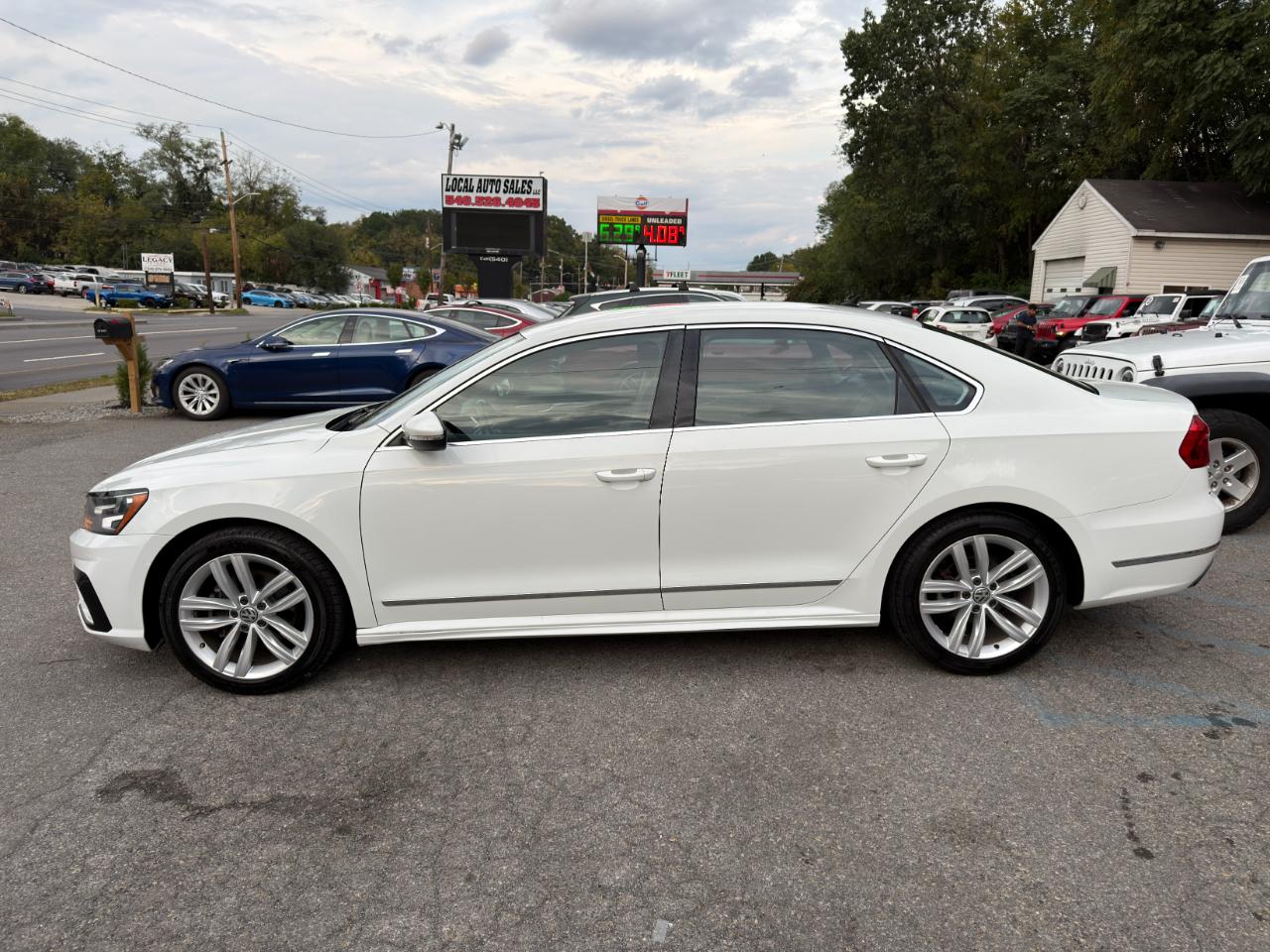 Volkswagen Passat 4dr Sdn 1.8T Auto S PZEV 2016