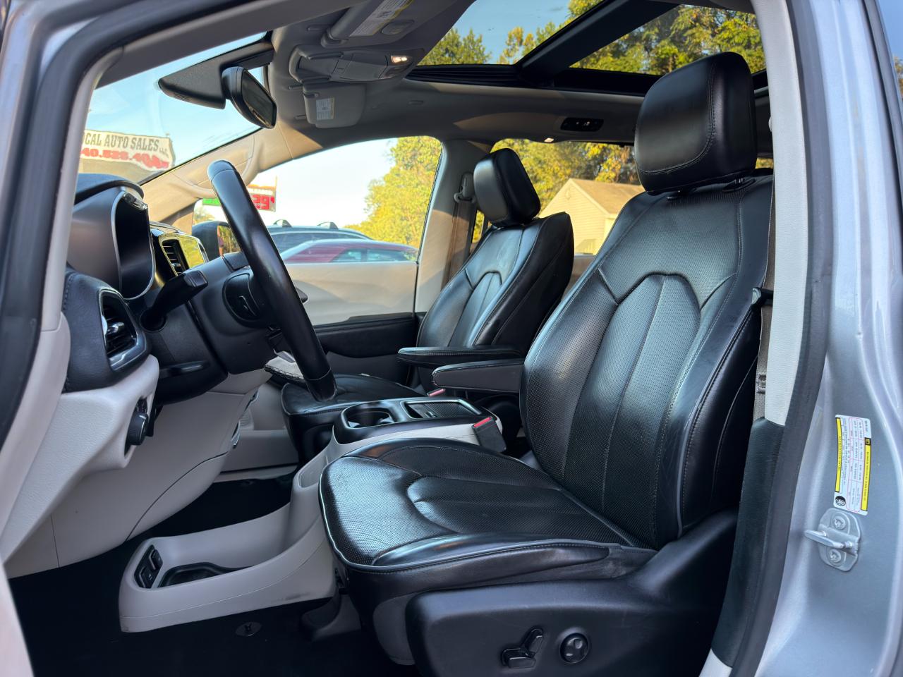 Chrysler Pacifica Limited FWD 2018