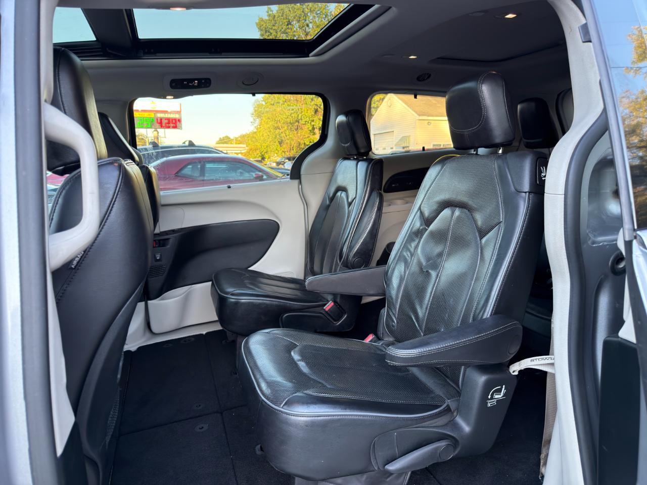 Chrysler Pacifica Limited FWD 2018