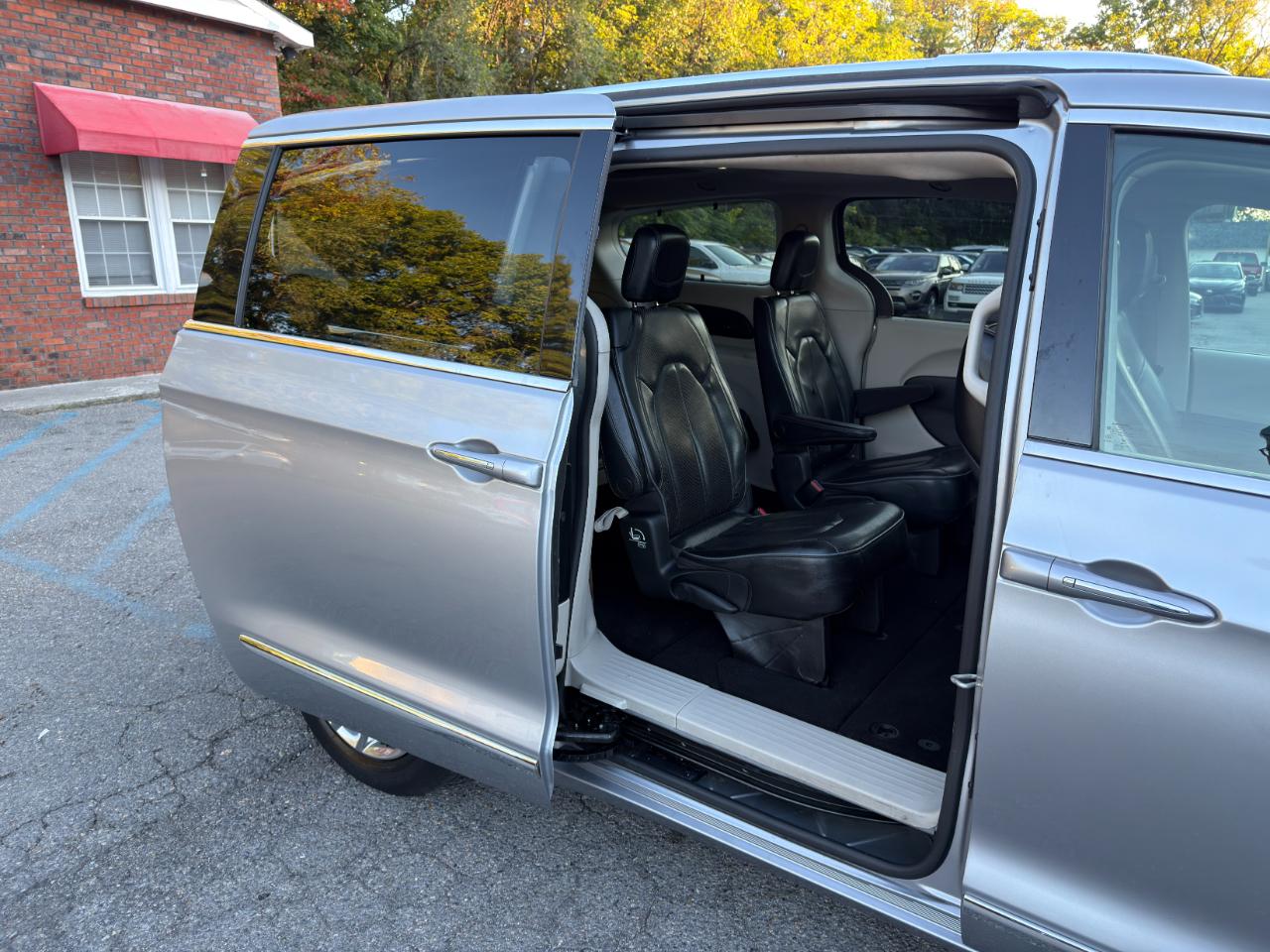 Chrysler Pacifica Limited FWD 2018
