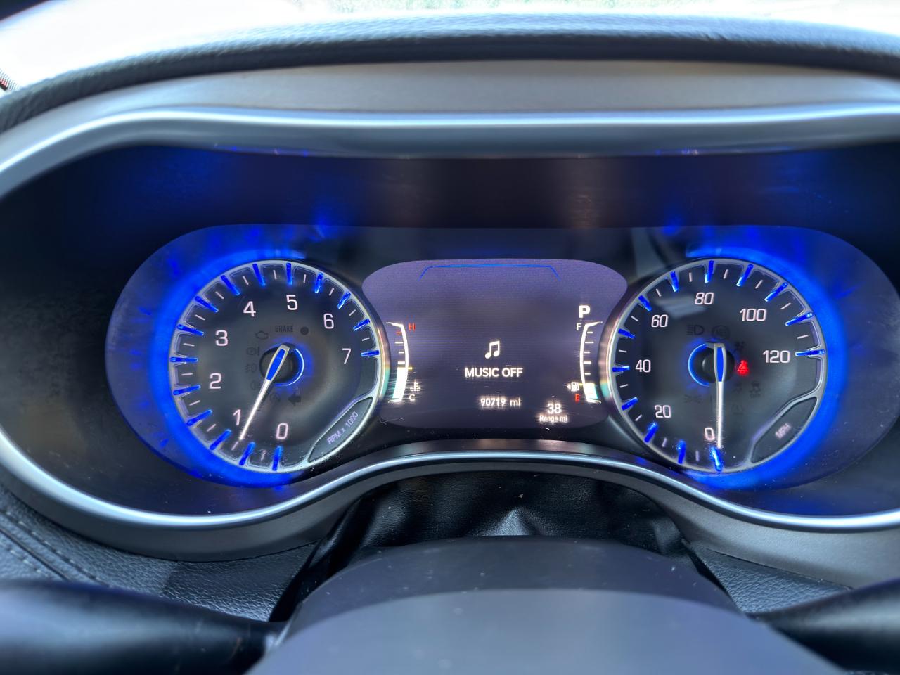 Chrysler Pacifica Limited FWD 2018