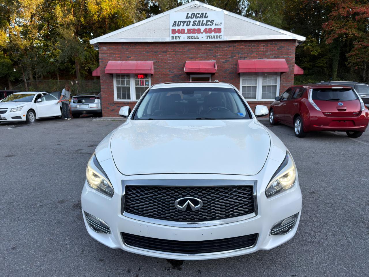 Infiniti Q70L 3.7 LUXE AWD 2019