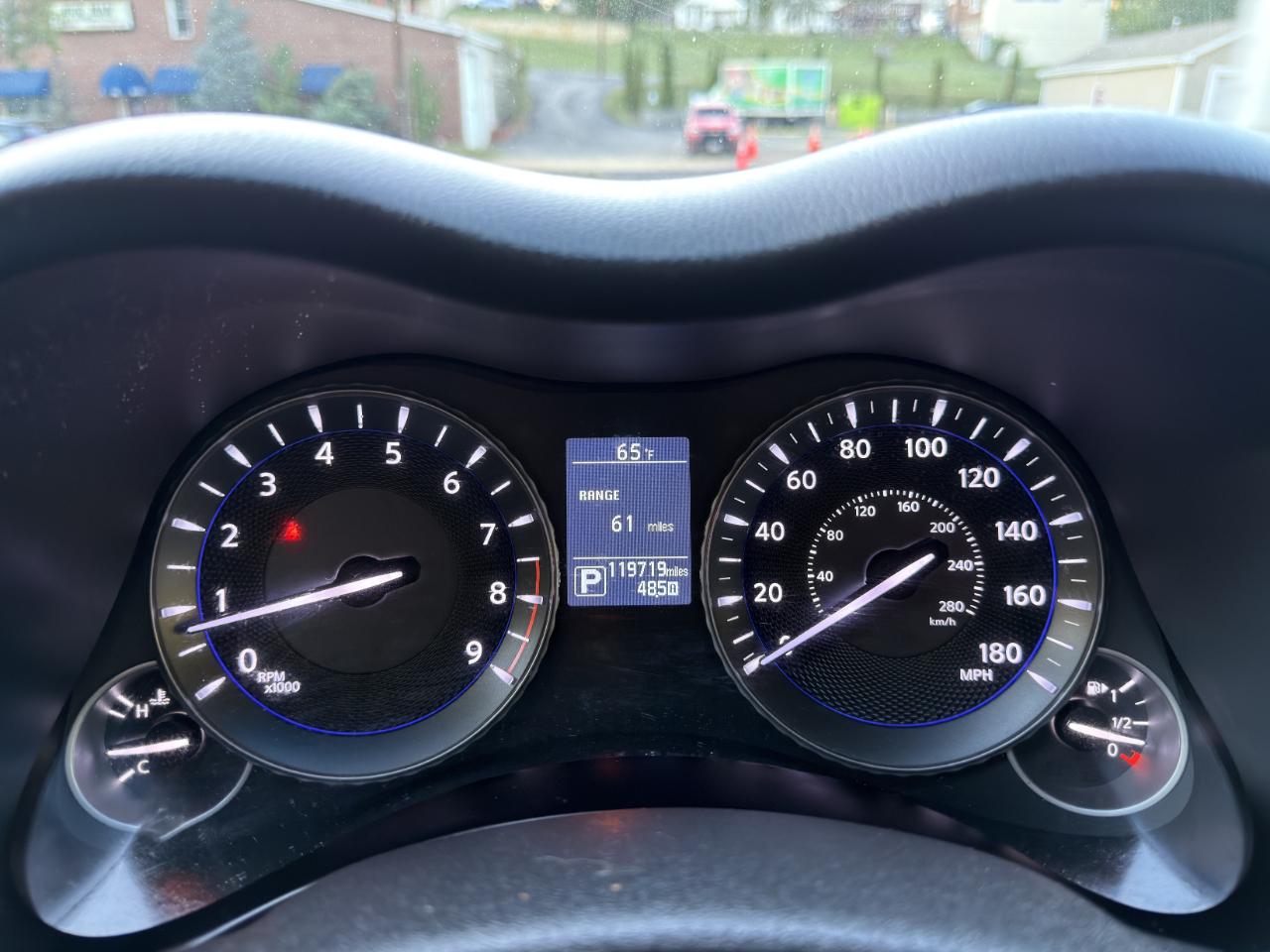 Infiniti Q70L 3.7 LUXE AWD 2019