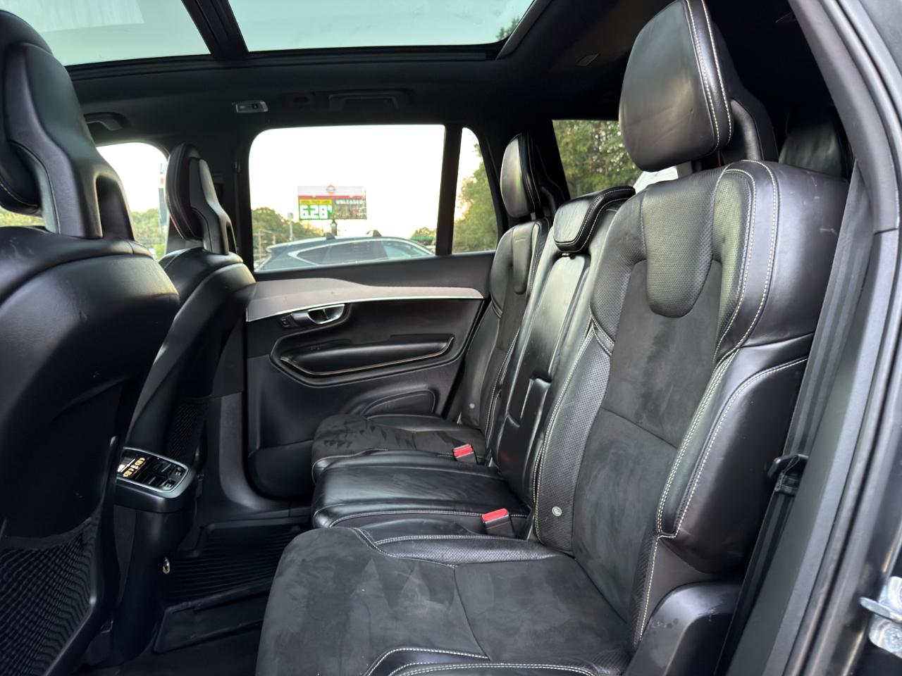 Volvo XC90 T6 AWD 7-Passenger R-Design 2017