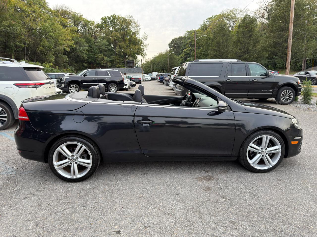 Volkswagen Eos 2dr Conv Executive SULEV 2013