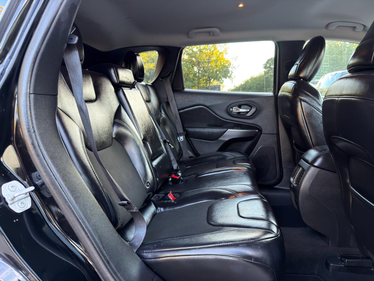 Jeep Cherokee Latitude Plus 4x4 2019