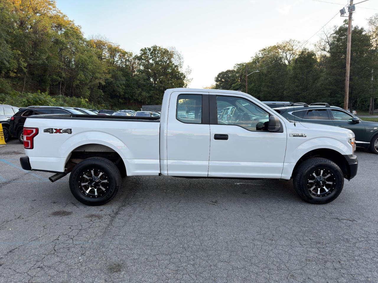 Ford F-150 Lariat 4WD SuperCab 8' Box 2018