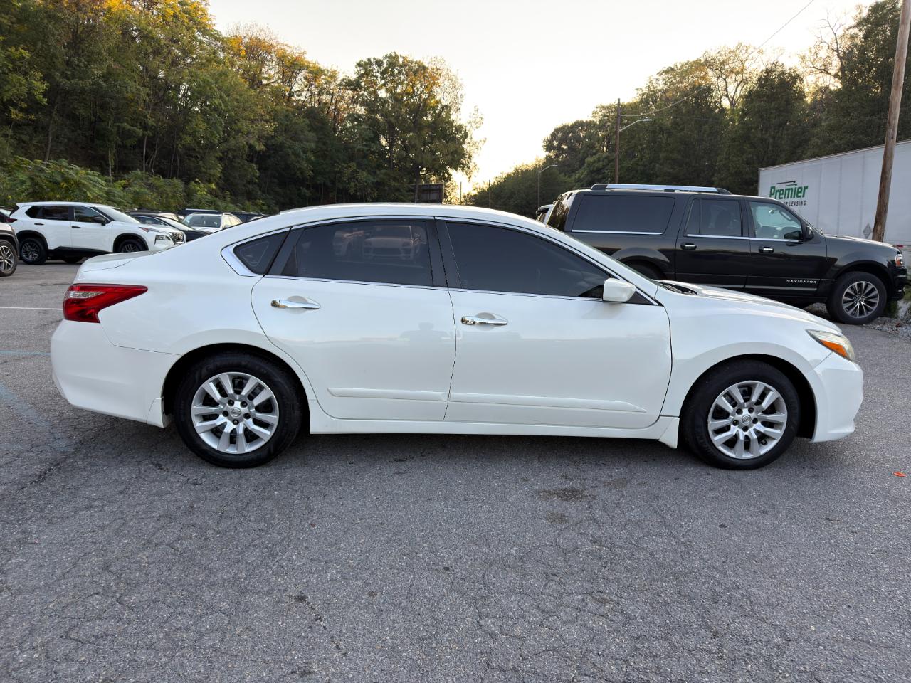 Nissan Altima 2.5 S Sedan 2017