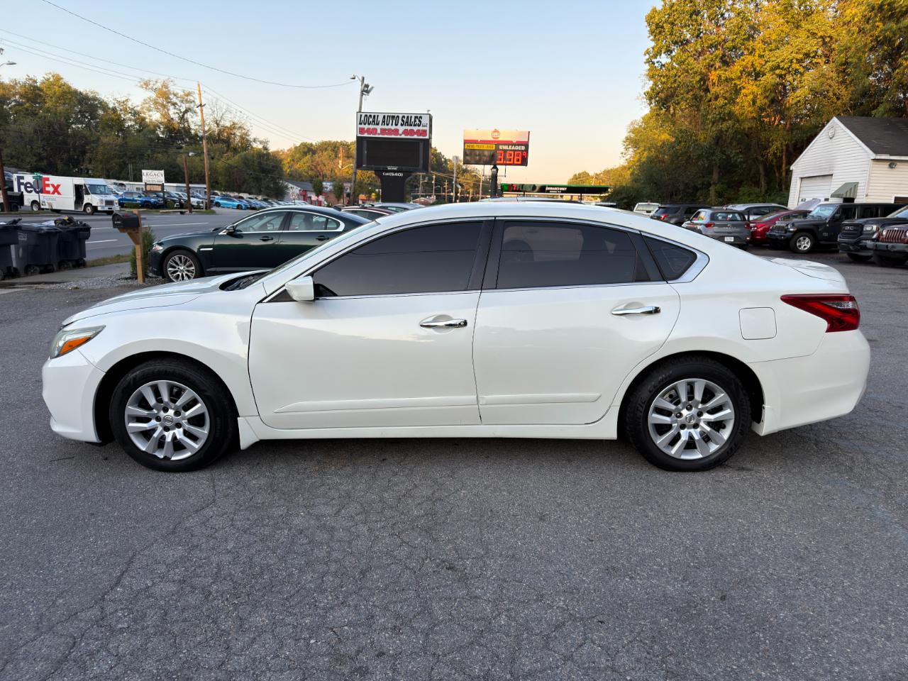 Nissan Altima 2.5 S Sedan 2017