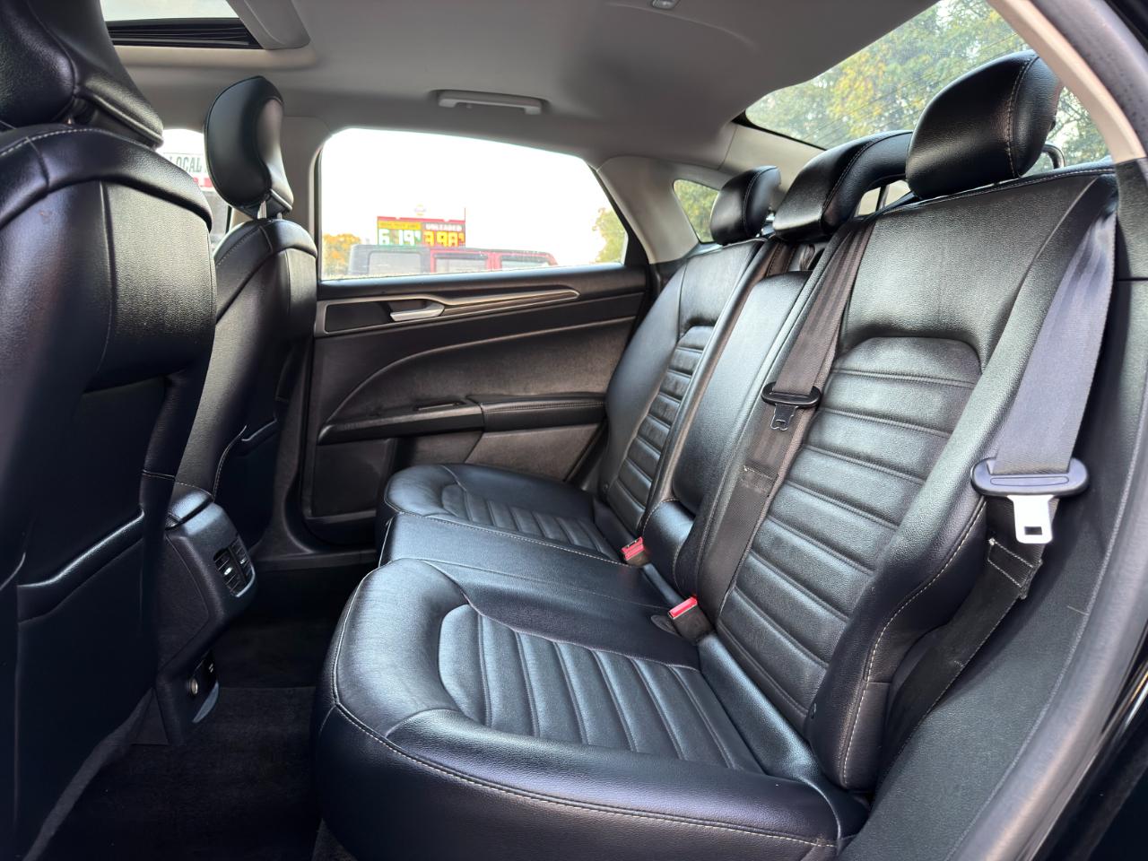 Ford Fusion SE FWD 2018
