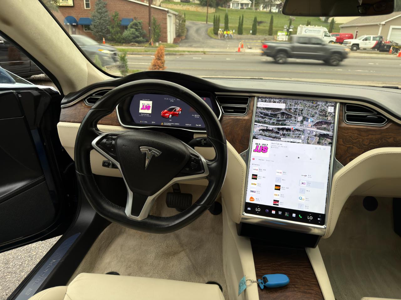 Tesla Model S 75 RWD 2017