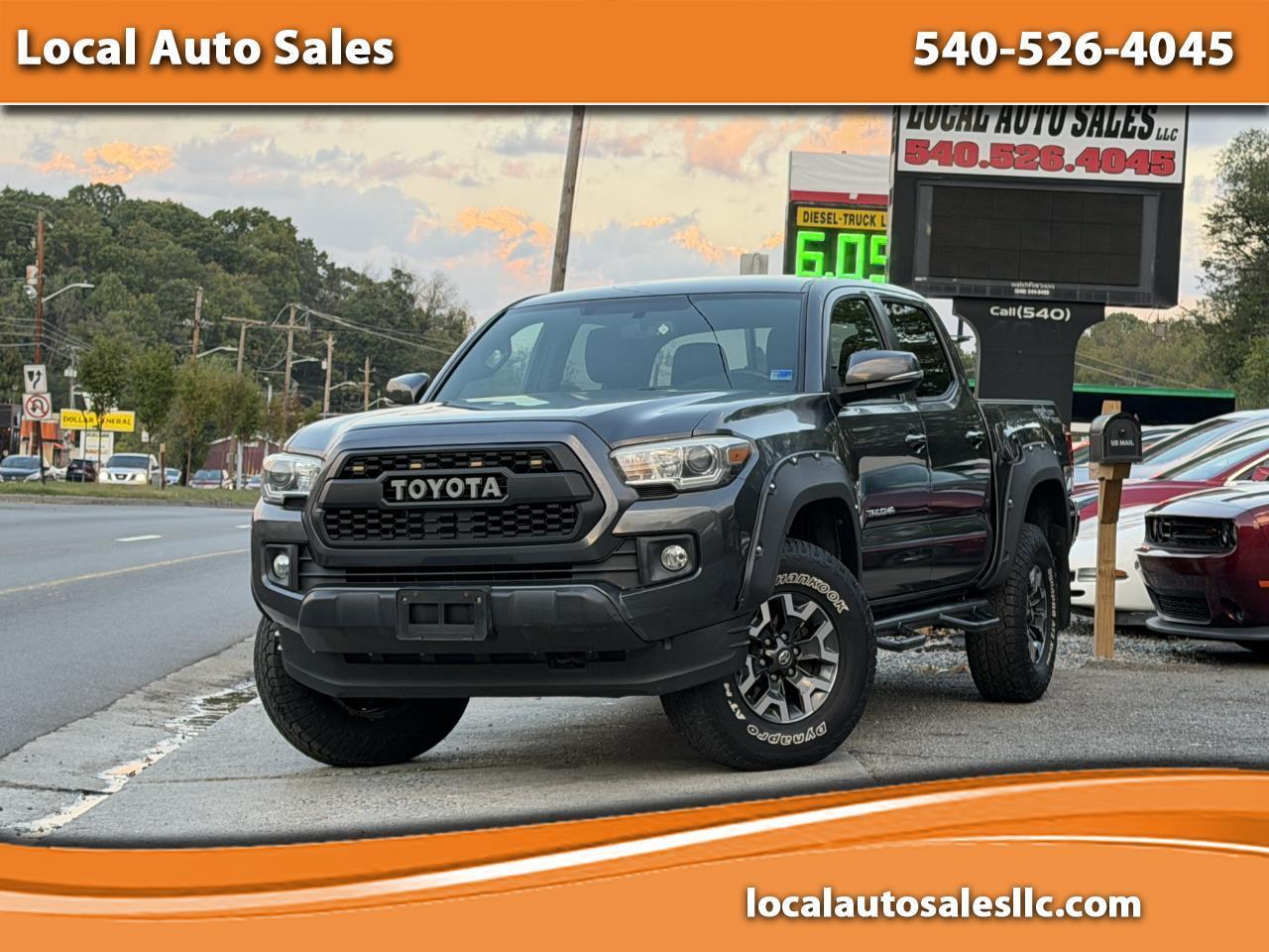 Toyota Tacoma TRD Off Road Double Cab 5' Bed V6 4x2 AT (Natl) 2017