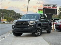 2017 Toyota Tacoma 