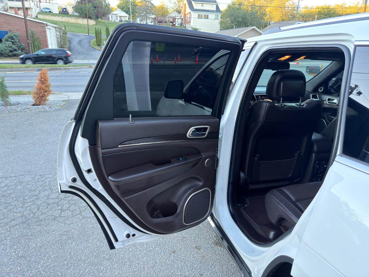 Jeep Grand Cherokee 4WD 4dr Summit 2014