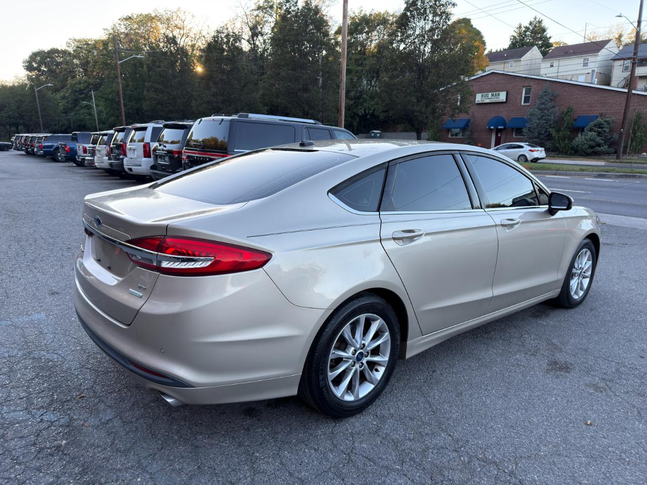 Ford Fusion SE FWD 2017