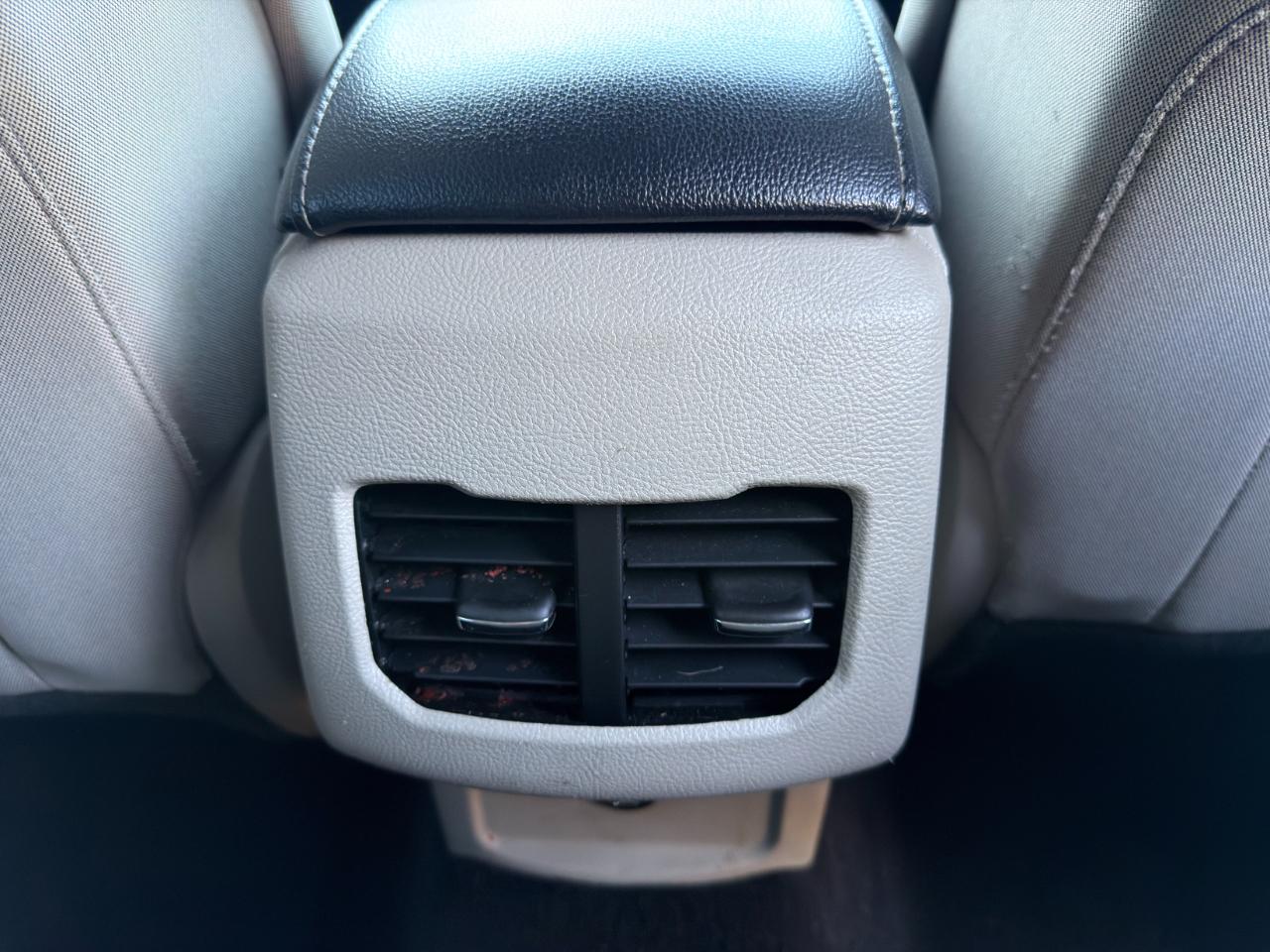 Ford Fusion SE FWD 2017