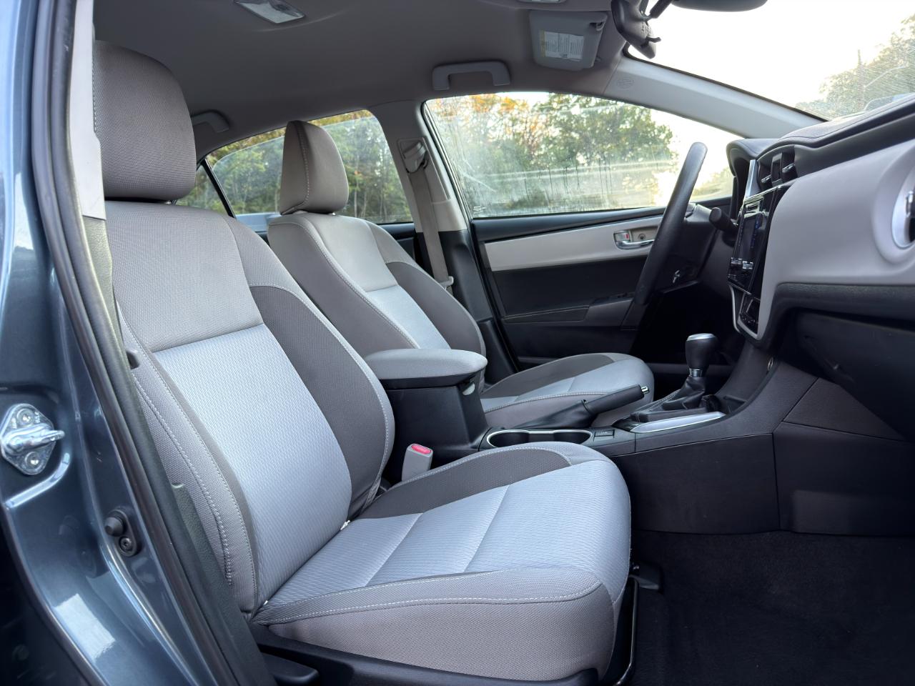 Toyota Corolla 50th Anniversary Special Edition CVT (Natl) 2017