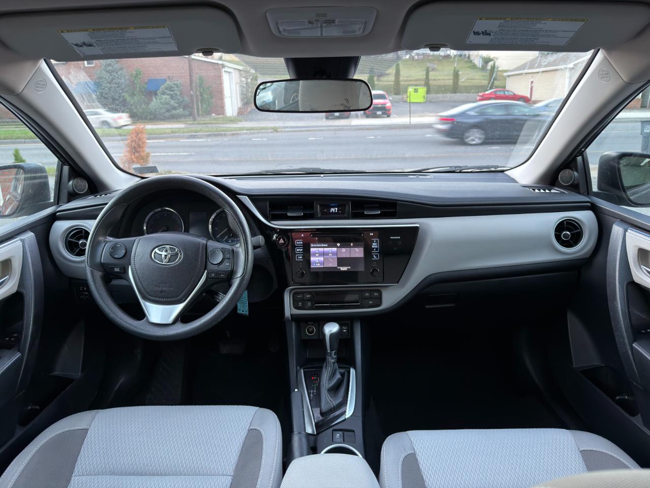 Toyota Corolla 50th Anniversary Special Edition CVT (Natl) 2017