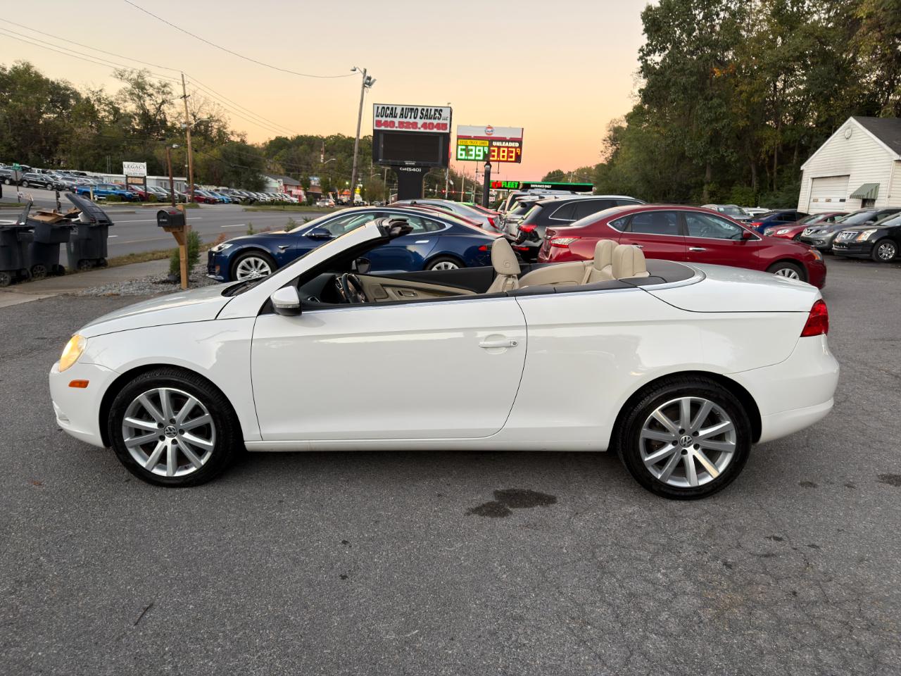 Volkswagen Eos 2dr Conv DSG Komfort 2010