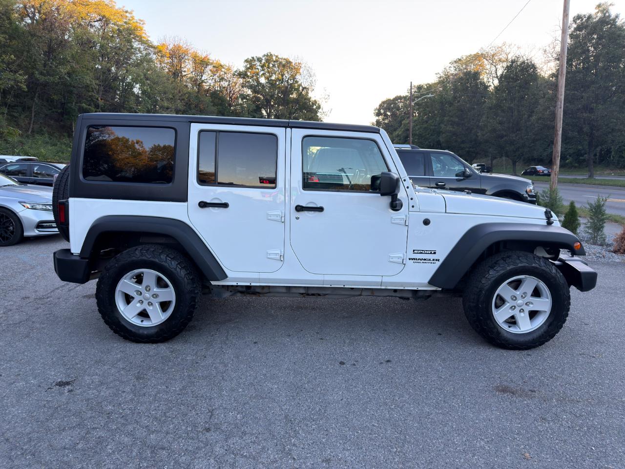 Jeep Wrangler Unlimited Sport 4x4 2017