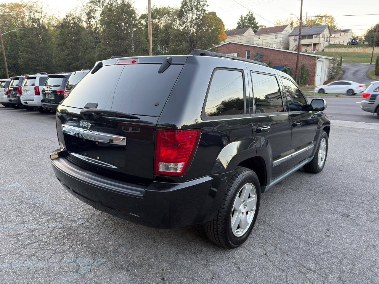 Jeep Grand Cherokee 4WD 4dr Laredo 2010