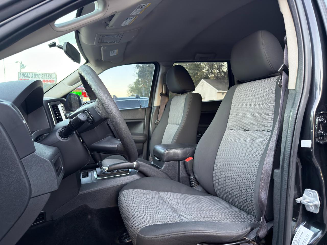 Jeep Grand Cherokee 4WD 4dr Laredo 2010
