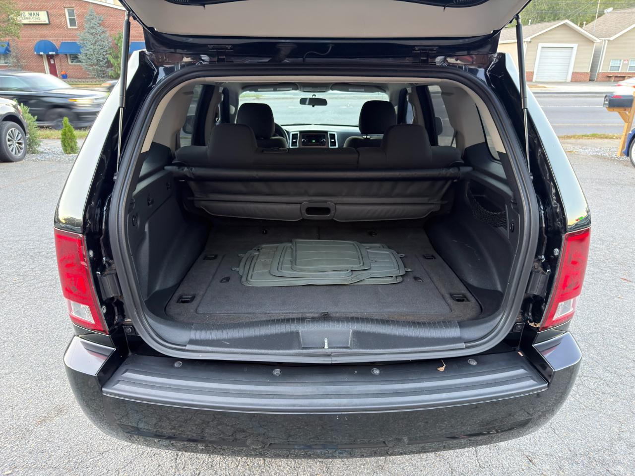 Jeep Grand Cherokee 4WD 4dr Laredo 2010