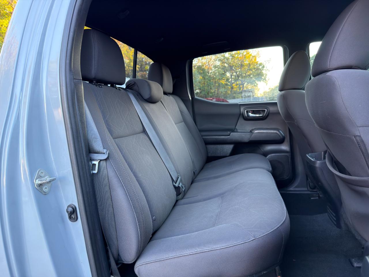 Toyota Tacoma 4WD TRD Off Road Double Cab 5' Bed V6 MT (Natl) 2019