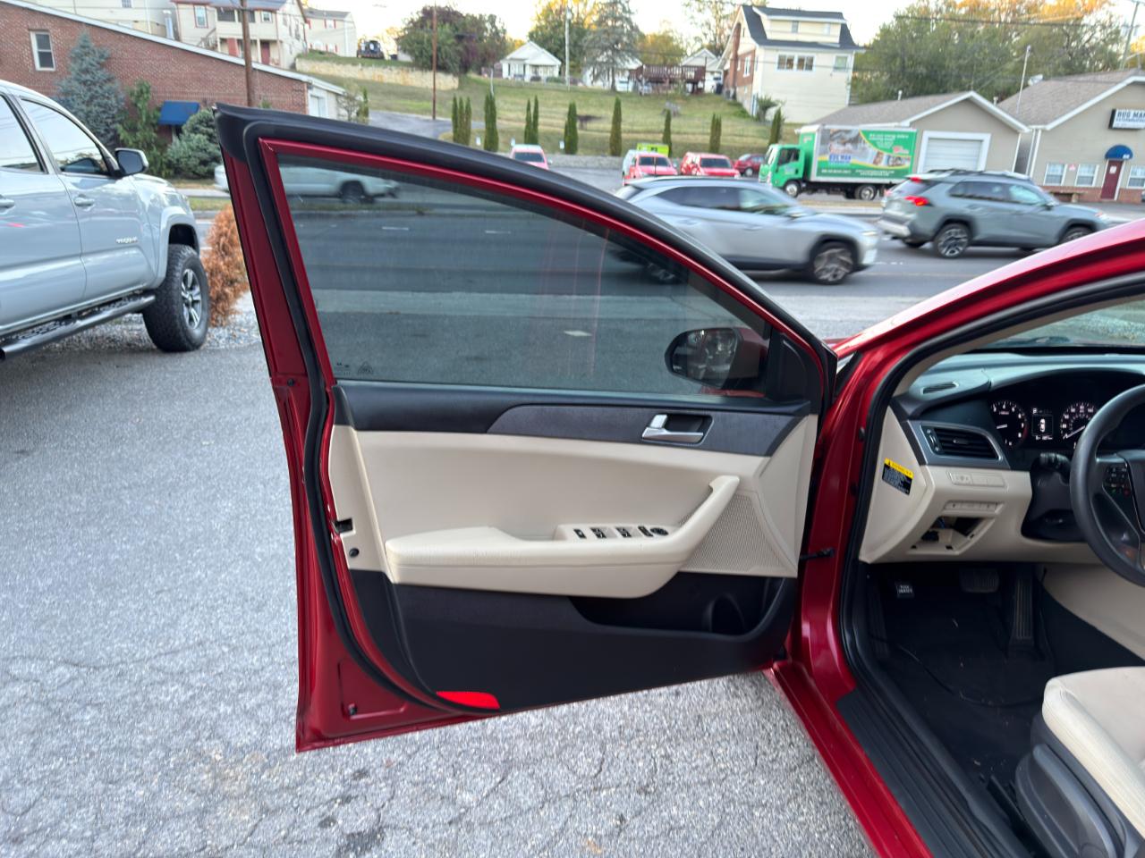 Hyundai Sonata SE 2.4L 2017