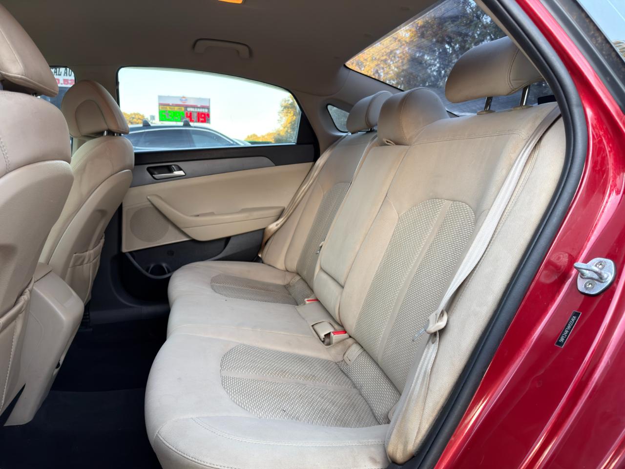 Hyundai Sonata SE 2.4L 2017