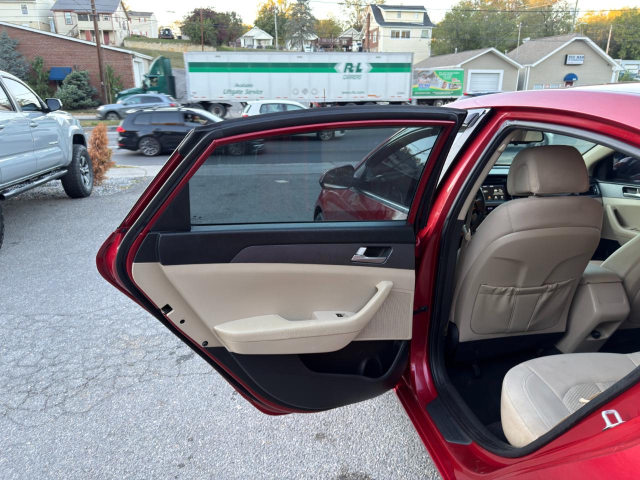 Hyundai Sonata SE 2.4L 2017