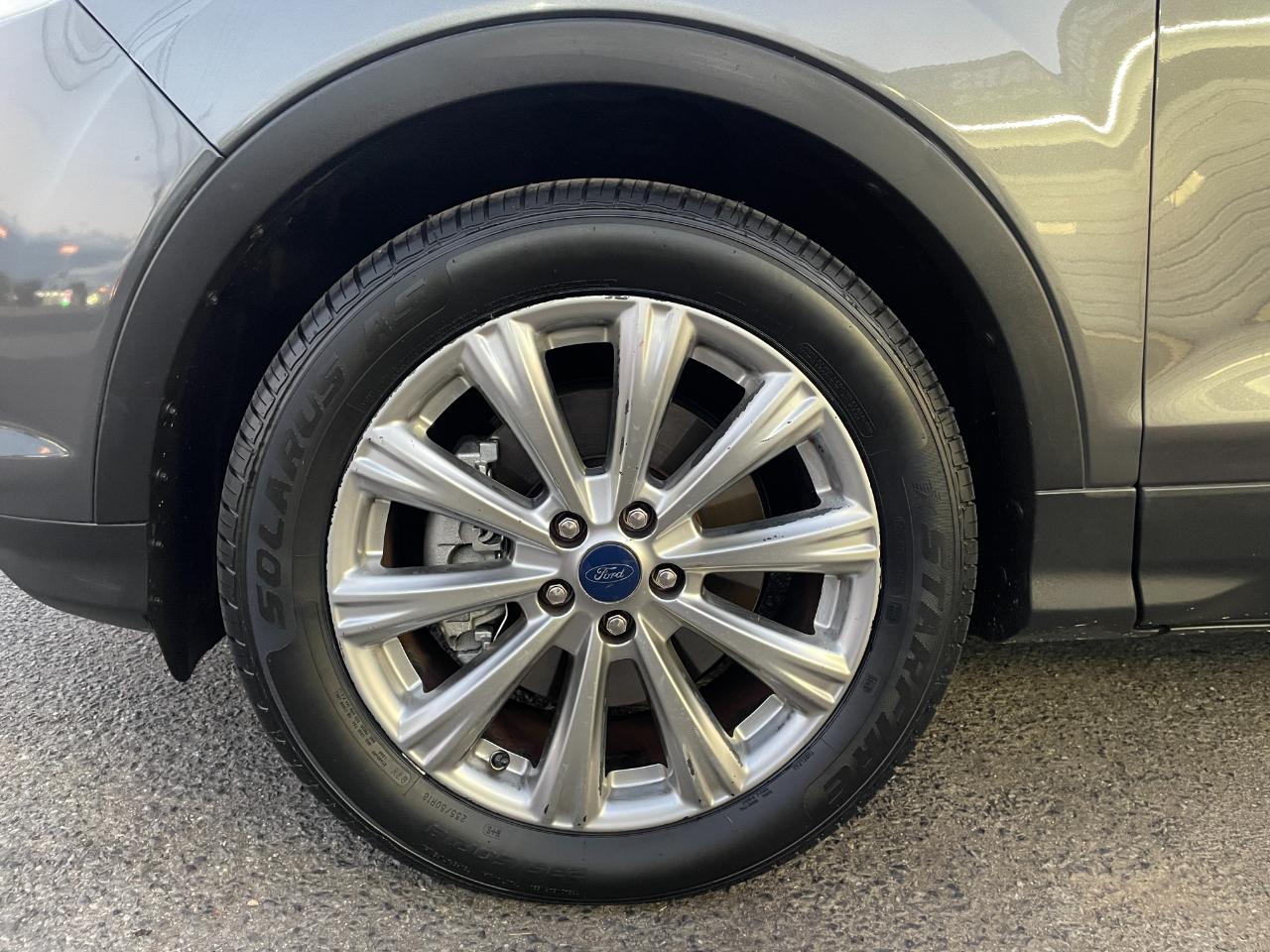 Ford Escape Titanium 4WD 2017