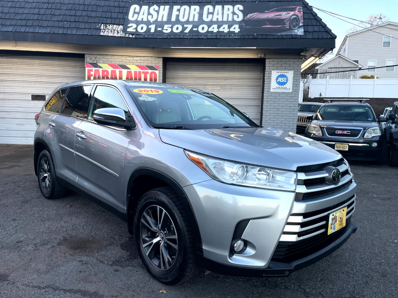 Toyota Highlander LE Plus AWD V6 2019