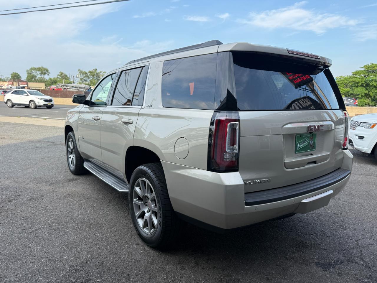 GMC Yukon SLE 2WD 2017
